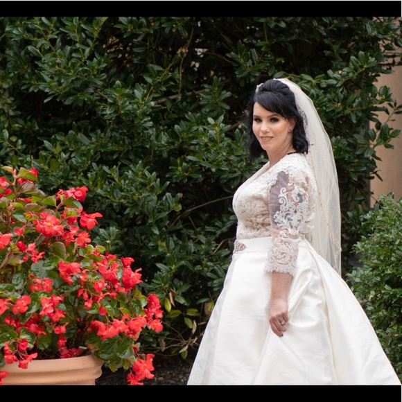 Meet your Posher, Kelsey - Picture 4 of 4